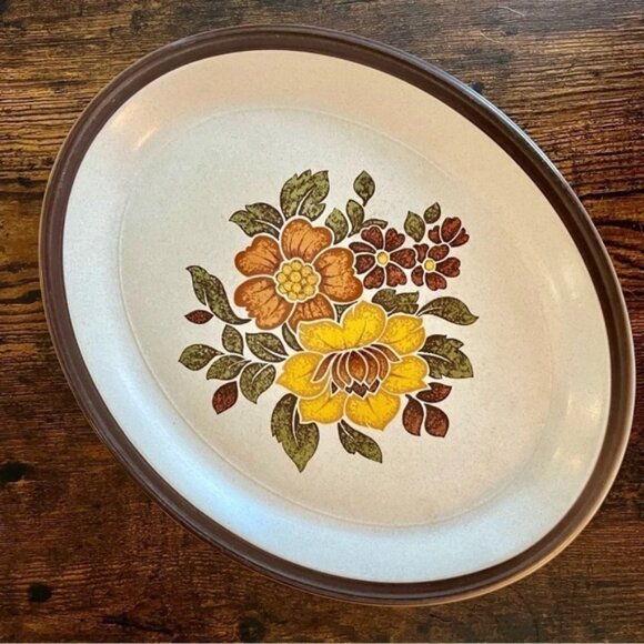 Barratts Sto are Charnwood Serving Plate - Picture 1 of 5